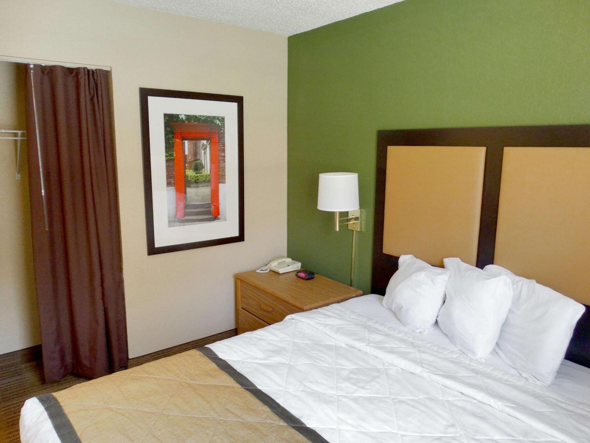 Extended Stay America Select Suites - Providence - Airport Warwick Esterno foto