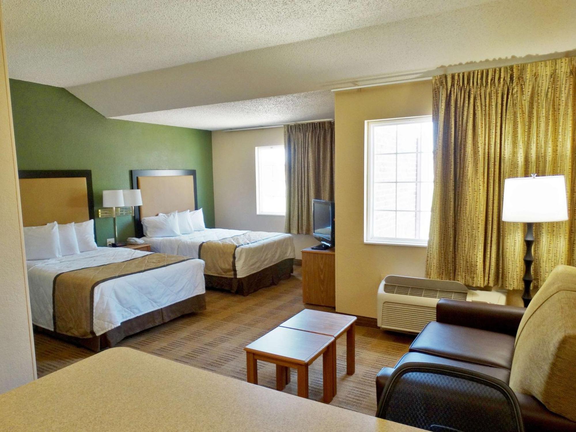 Extended Stay America Select Suites - Providence - Airport Warwick Esterno foto